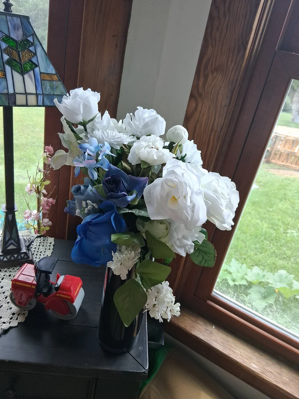 Artificial White and Blue Rose Bouquet in Black Vase - Unbranded